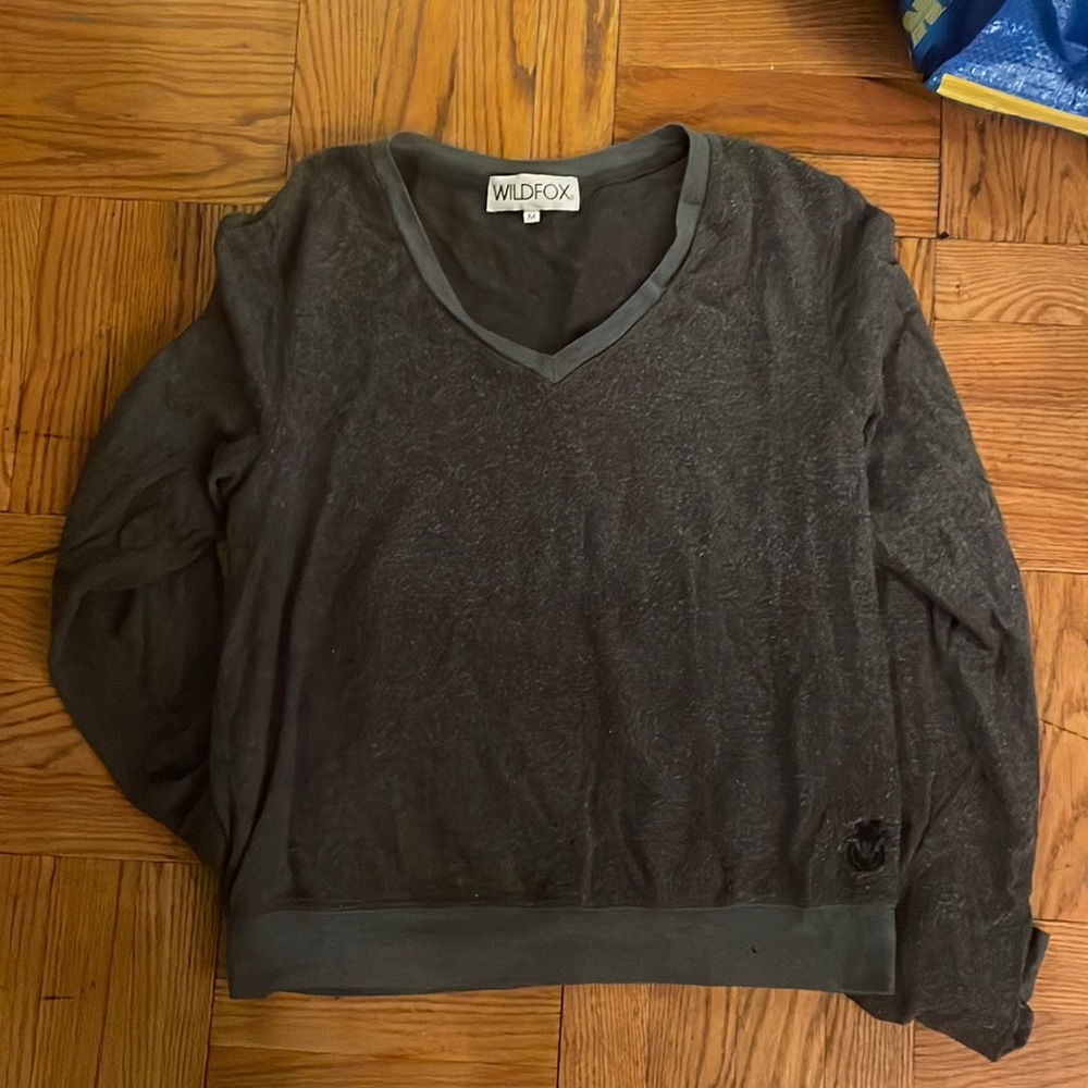 STILL SOFT ARMY GREEN V NECK WILDFOX